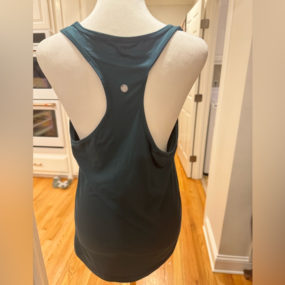 Yogalicious Dark Green Razor Back Workout Top - Picture 6 of 9